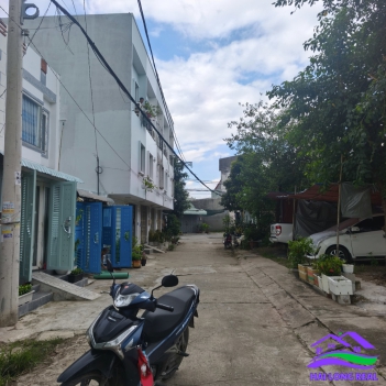 Nhà giá: 1,5ty, DT: 3*10m, 1 lầu, đường Lê Văn Lương nối dài, qua cầu Rạch Dơi 400m