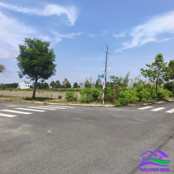 Đất Góc giá: 5.8ty, DT: 10x20m, 201m2, góc 2 mặt tiền đường 32 - đường số 4, lô G6-23, khu SAIGON VILLAGE