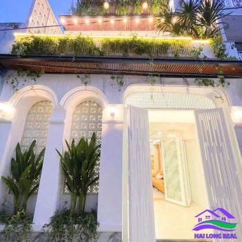 HAILONGREAL: Nhà giá: 8,6ty, DT: 5,5*15m, 3,5 tầng, khu 824/4 Huỳnh Tấn Phát, P. Tân Phú, Q7 
