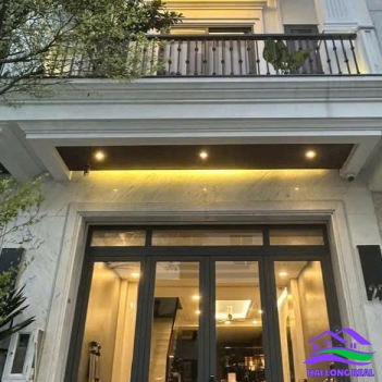 HAILONGREAL: NHÀ ĐƯỜNG SỐ 3, GIÁ: 13.8TY, DT: 4X18M, 4 TẦNG, PHẠM HỮU LẦU, QUẬN 7