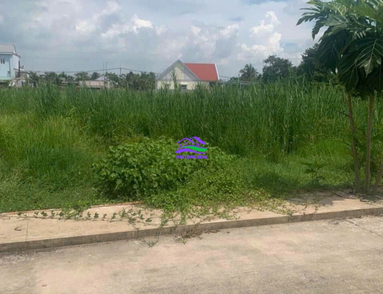 Nhà đất nhà bè chính chủ cần bán đất 2440m2, ngang 80m, giá 3,5tr/m2, mặt tiền đường song hành lê văn lương