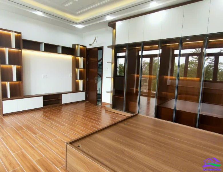 Nhà 7x14m, 4 tầng, giá: 8 tỷ 900 triệu, đường nguyễn văn tạo, nhà bè