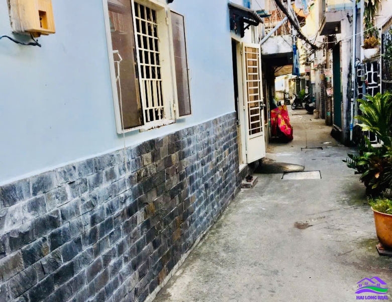 HAILONGREAL: Nhà sổ riêng vậy Bank ok, 3x8m, 1 lầu, 2,1 tỷ, 1942/Huỳnh Tấn phát, TT Nhà Bè 