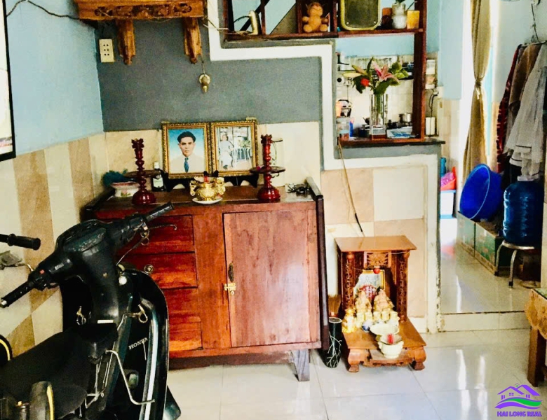 HAILONGREAL: Nhà sổ riêng vậy Bank ok, 3x8m, 1 lầu, 2,1 tỷ, 1942/Huỳnh Tấn phát, TT Nhà Bè 