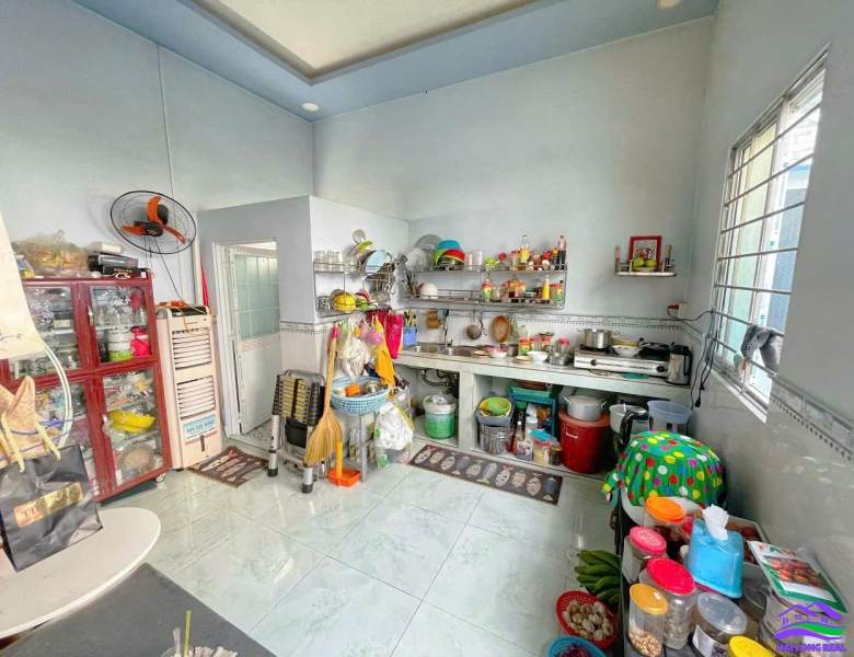 Nhà 274/Nguyễn Văn Tạo, 5x21m, 1 lầu, Giá: 5,5 tỷ, xã Long Thới, Nhà Bè.