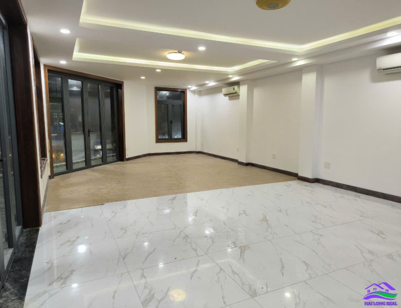 Nhà góc cho thuê, KDC Phước Kiểng A, đường Lê Văn Lương, giá: 47tr/tháng, diện tích: 500m2 sàn, 