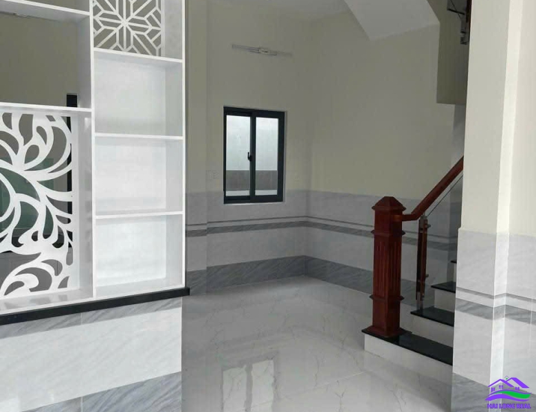 HAILONGREAL: Nhà đường 7m, Nguyễn Bình, Giá: 5,6 tỷ, DT: 7,5x11m, 3 tầng, xã Nhơn Đức, Nhà Bè 