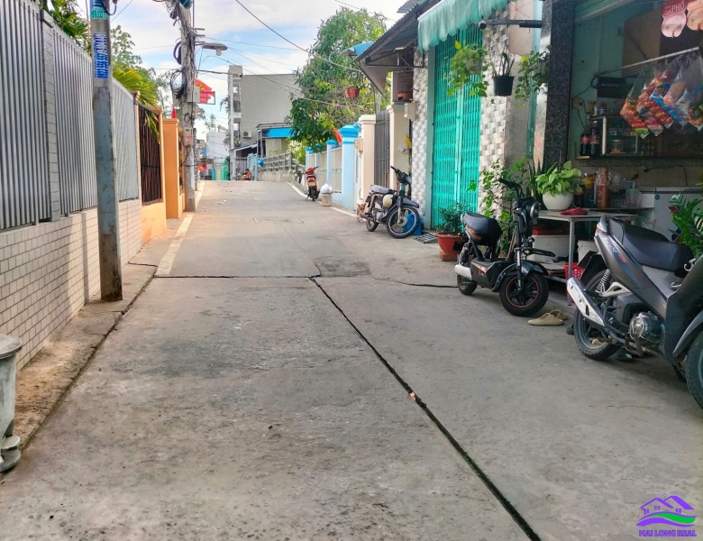 HAILONGREAL: Đất giá: 3,9ty, DT: 5*18m, khu 1368/ Lê Văn Lương, xã Phước Kiểng Nhà Bè 