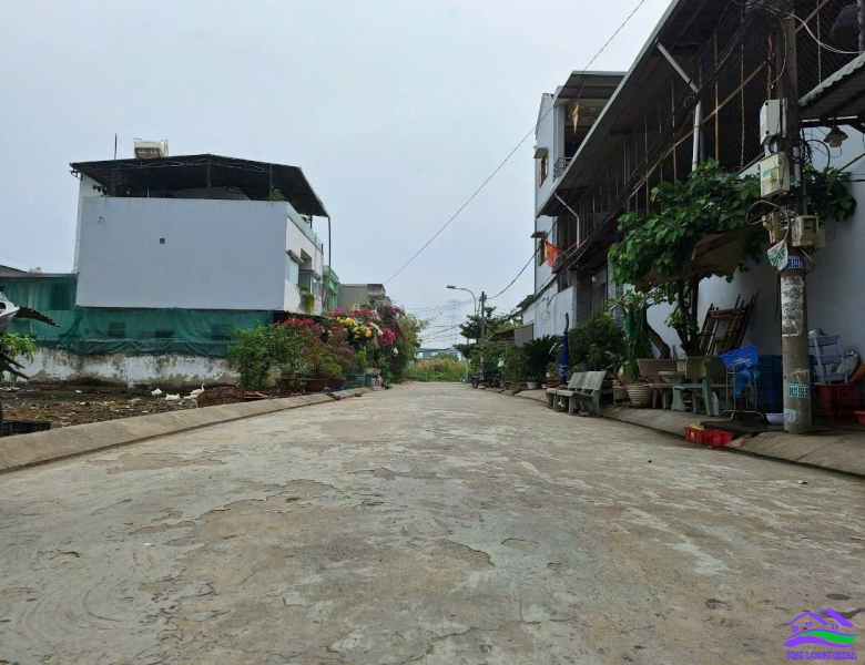 HAILONGREAL: Đất giá: 6,5ty, DT: 8*20m, đường 12m, Nguyễn Văn Tạo, Nhà Bè 