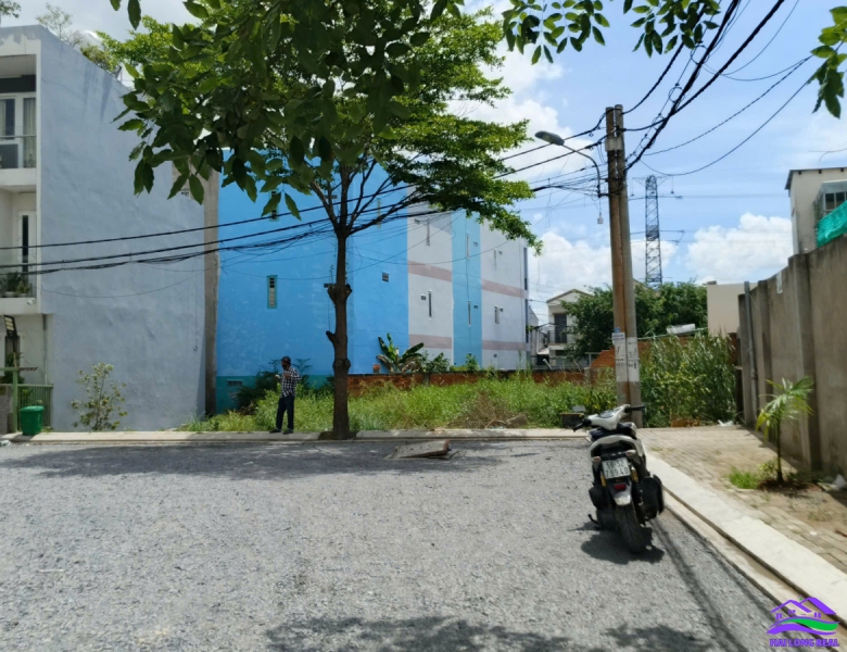 HAILONGREAL: Đất góc giá: 7,2ty, DT: 12*16m, 1651/Lê Văn Lương thông 845/ Nguyễn Bình, sau công an xã 