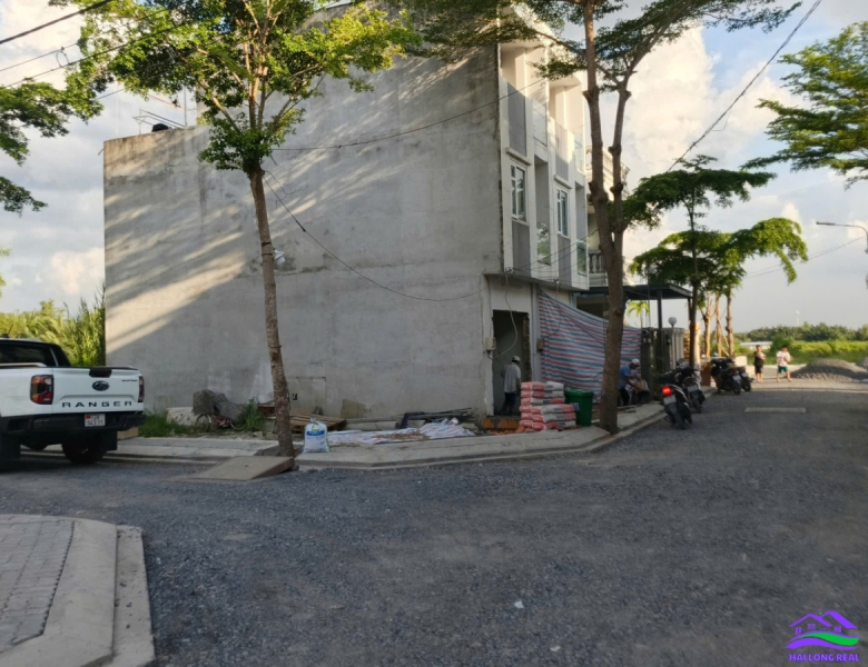 HAILONGREAL: Đất góc giá: 7,2ty, DT: 12*16m, 1651/Lê Văn Lương thông 845/ Nguyễn Bình, sau công an xã 