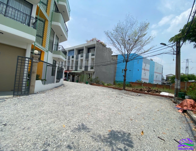 HAILONGREAL: Đất góc giá: 7,6ty, DT: 18*12m, 206m2, view Sông+ công viên, đường Nguyễn Bình, sau Công An xã 