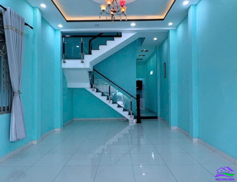 HAILONGREAL: Nhà giá: 11ty, DT: 6*38m, 1 lầu, 5PN, mặt tiền đường Nguyễn Bình, Nhà Bè 3wc