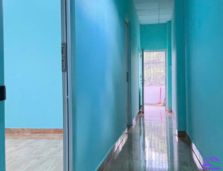 HAILONGREAL: Nhà giá: 11ty, DT: 6*38m, 1 lầu, 5PN, mặt tiền đường Nguyễn Bình, Nhà Bè 3wc