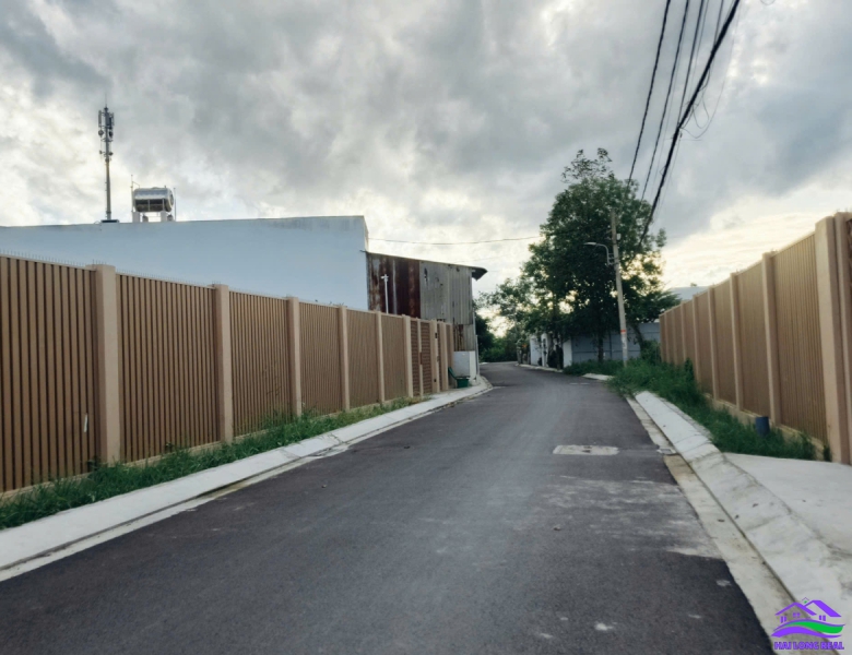 HAILONGREAL: Đất giá: 25tr/m2, DT: 19*15m, 275m2, thổ cư 219m2, đường 8m, khu 1991/ Lê Văn Lương, Nhà Bè 