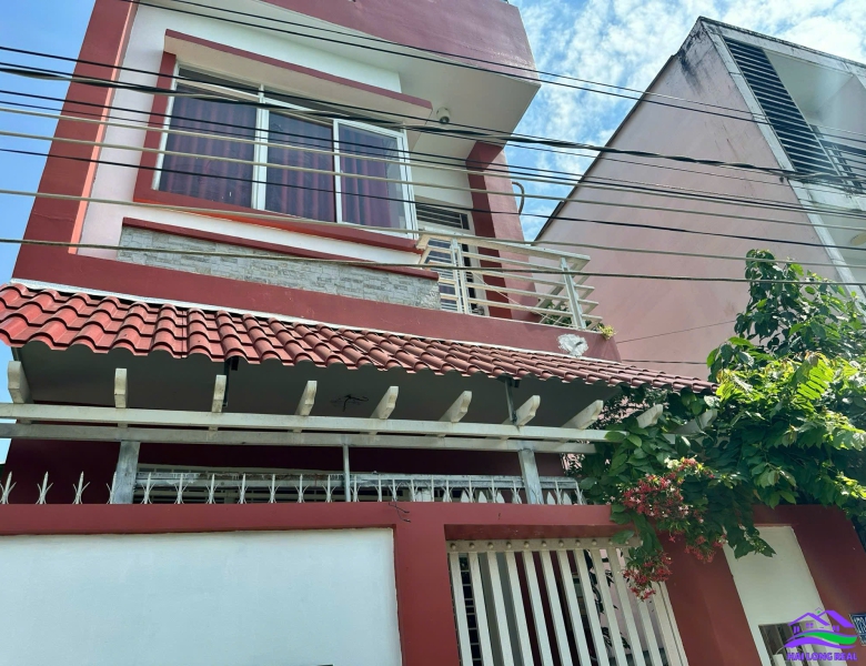 HAILONGREAL: Nhà giá: 2,7ty, DT: 7,5*17m, 1 lầu + sân thượng, đường Lê Văn Lương, Nhà Bè 
