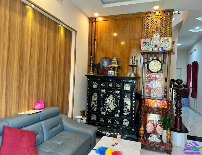 HAILONGREAL: Nhà giá: 2,7ty, DT: 7,5*17m, 1 lầu + sân thượng, đường Lê Văn Lương, Nhà Bè 