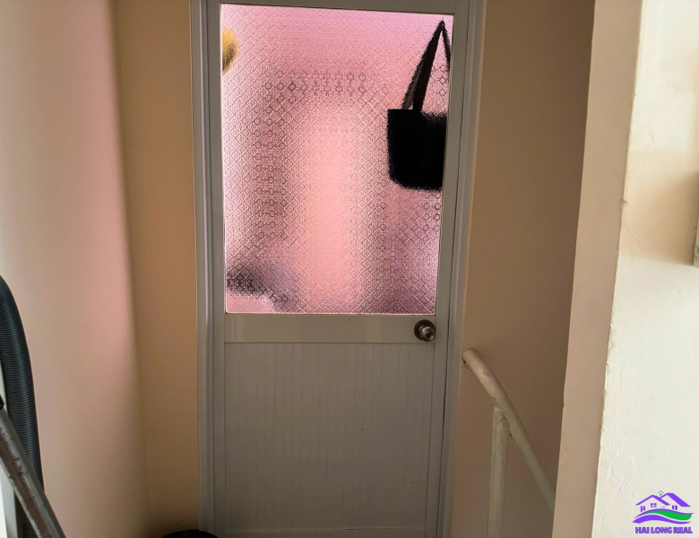 HAILONGREAL: Nhà giá: 2,7ty, DT: 7,5*17m, 1 lầu + sân thượng, đường Lê Văn Lương, Nhà Bè 