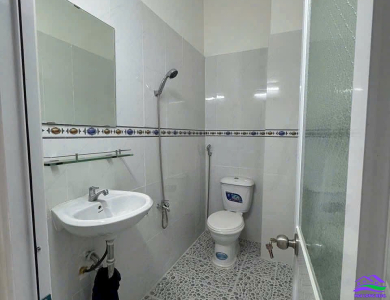 Nhà giá: 1,5ty, DT: 3*10m, 1 lầu, sổ riêng,đường Lê Văn Lương ( nối dài), xã Long Hậu, Long An 