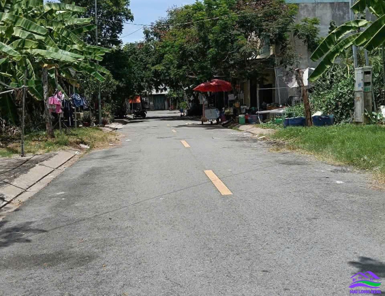 HAILONGREAL: Đất giá: 2,5ty, DT: 5*18m, đường D9 (14m), khu Nam Sài Gòn - Long Hậu, cạnh KCN Long Hậu và siêu dự án T-T 