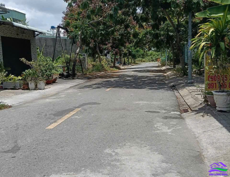 HAILONGREAL: Đất giá: 2,5ty, DT: 5*18m, đường D9 (14m), khu Nam Sài Gòn - Long Hậu, cạnh KCN Long Hậu và siêu dự án T-T 