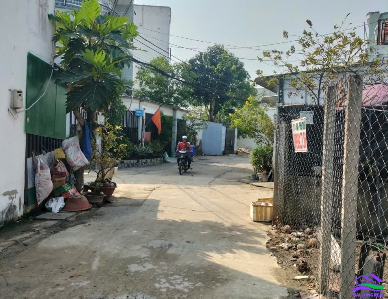 Nhà đất nhà bè giá tốt 1 tỷ 150 triệu, 3,5x8m, 1 lầu, đường lê văn lương, xã nhơn đức, nhà bè. 