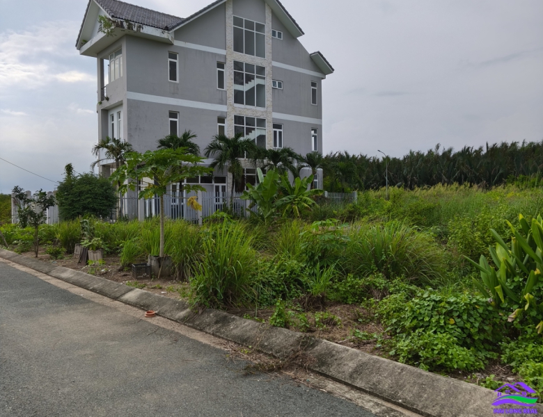 HAILONGREAL: Nhà 9x19m, giá: 25tr/m2, khu C45 đường Nguyễn văn tạo, nhà bè.