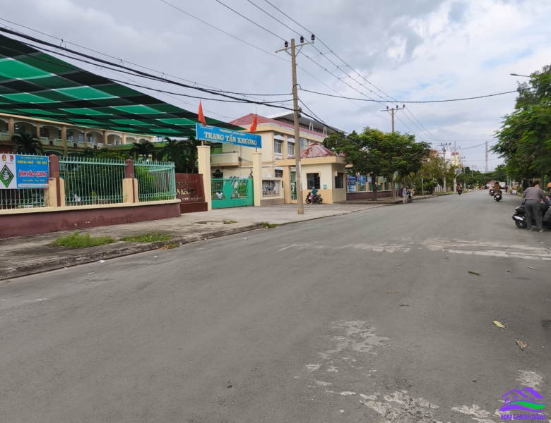 HAILONGREAL: Đất đường 16m, 512/ Nguyễn Văn Tạo, Giá: 38tr/m2, DT: 8x25m,xã Long Thới, Nhà Bè 