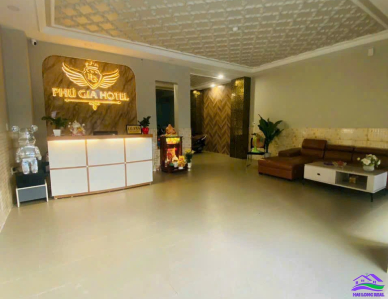 HAILONGREAL: Khách sạn giá: 28,5ty, DT: 7x19m, 5 tầng, đường 12m, khu CÔNG ÍCH đường Phạm Hữu Lầu, Quận 7.