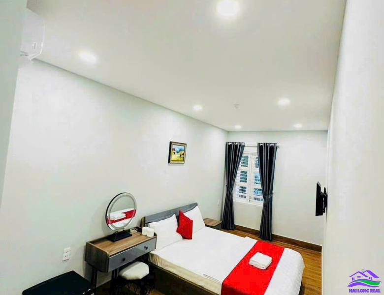 HAILONGREAL: Khách sạn giá: 28,5ty, DT: 7x19m, 5 tầng, đường 12m, khu CÔNG ÍCH đường Phạm Hữu Lầu, Quận 7.