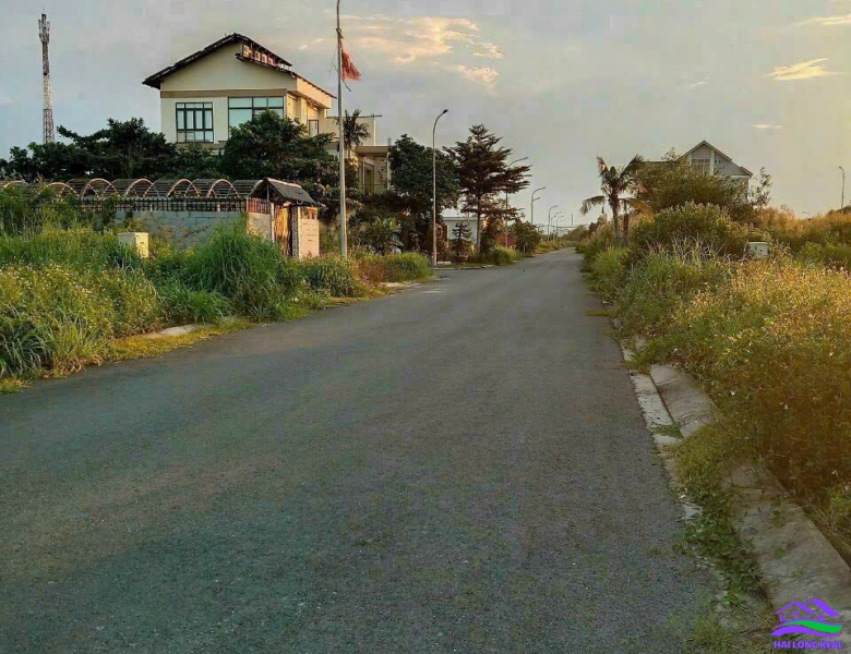 HAILONGREAL: Nhà 9x19m, giá: 25tr/m2, khu C45 đường Nguyễn văn tạo, nhà bè.