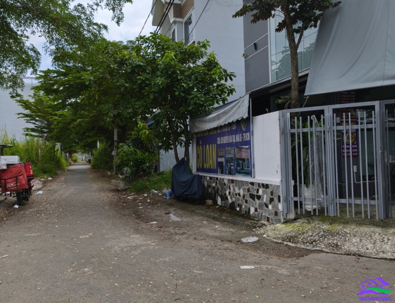 Nhà đất nhà bè chính chủ bán đất 7x15m, giá: 4.6 tỷ, đường Nguyên văn tạo, xã lòng thới, nhà bè