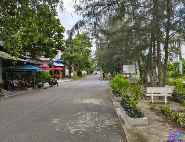 HAILONGREAL: Đất 126/NGUYỄN VĂN TẠO, 12x18m, Giá: 40tr/m2, nhà bè 