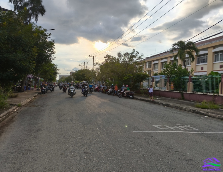 HAILONGREAL: Đất 526/ NGUYỄN VĂN TẠO, 33tr/m2, 11x25m, 265m2, Xã Long Thới, Nhà Bè