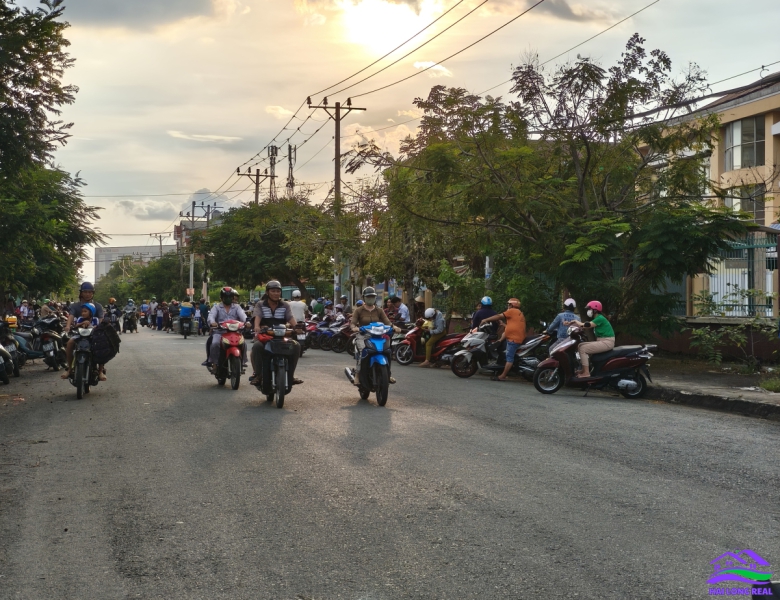 Đất 526/ NGUYỄN VĂN TẠO, 33tr/m2, 11x25m, 265m2, Xã Long Thới, Nhà Bè 