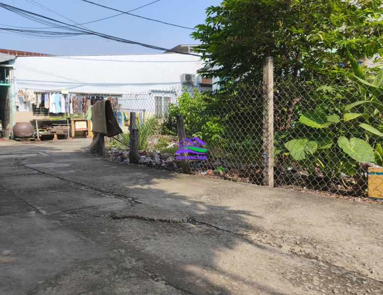 HAILONGREAL; Đất góc đường Nguyễn Văn Tạo, giá: 2,35 tỷ, diện tích: 6x11m, xã Nhơn Đức, Nhà Bè 