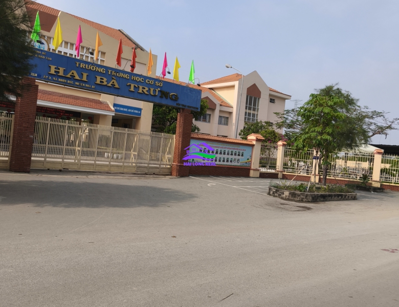 HAILONGREAL: Nhà đường 12m, Lê Thị Tám, Giá: 8,8 tỷ, DT: 7,5x26m, 198m2, 1 lầu, xã Nhơn Đức, Nhà Bè 