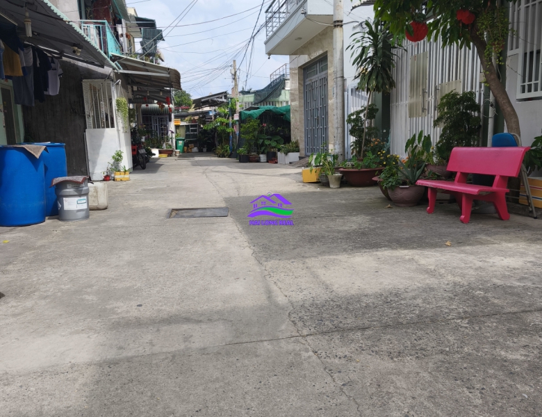 HAILONGREAL: Đất 306/ Nguyễn Văn Tạo, Giá : 2,4ty, DT: 106m2, 5x21m,xã Long Thới, Nhà Bè 