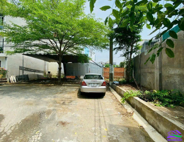 HAILONGREAL: 4 lô Đất khu VEN sông, đường Nguyễn Bình, Giá: 36tr/m2, 41tr/m2, 46tr/m2, DT: 91m2, 203m2, 300m2, xã Nhơn Đức, Nhà Bè 