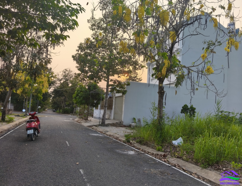 HAILONGREAL: Đất khu dân cư Phú Xuân- CSG, giá: 52tr/m2, DT: 10x24m, đường 12m