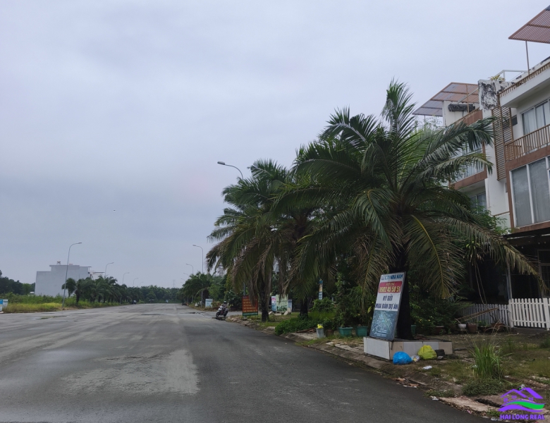 HAILONGREAL: Nhà đường 40m, khu Star Village, Giá: 6,5ty, DT: 5x16,5m, 3,5 tầng, đường Ngô Quang Thắm, xã Nhơn Đức, Nhà Bè 