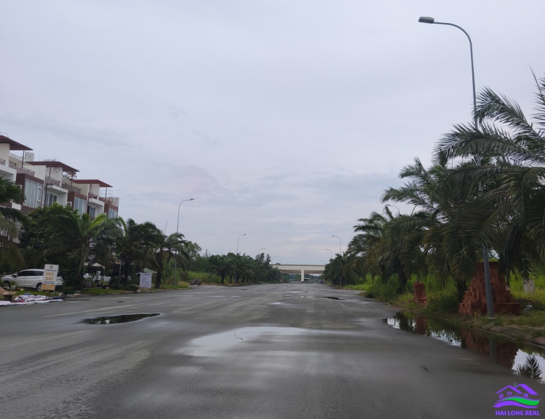 HAILONGREAL: Nhà giá: 6,5ty, DT: 5*16m, 3,5 tầng, đường 50m, khu Star Villa, đường Ngô Quang Thắm, Nhà Bè 