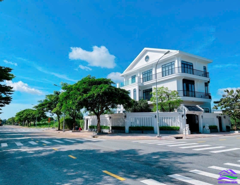 HAILONGREAL: Nhà trọ giá: 5,6ty, DT: 6*20m, đường 12m, khu 274/ Nguyễn Văn Tạo, Nhà Bè 