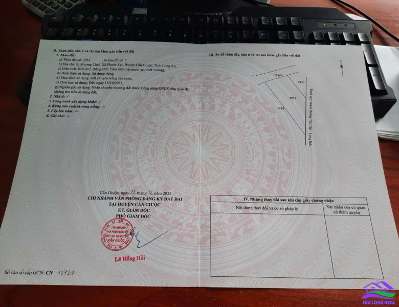 Đất giá: 3.2ty, DT: 826m2, ngang 21m, mặt tiền đường Tân Tập - Long Hậu, cạnh KCN Long Hậu 