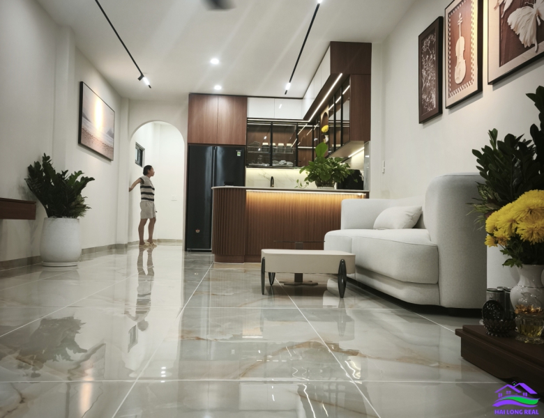 HAILONGREAL: Nhà góc giá: 12ty, DT: 321m2, 15*22m, 1 lầu + 1 quán cfe + 1 Văn Phòng BDS, 798 Nguyễn Bình, Nhà Bè 