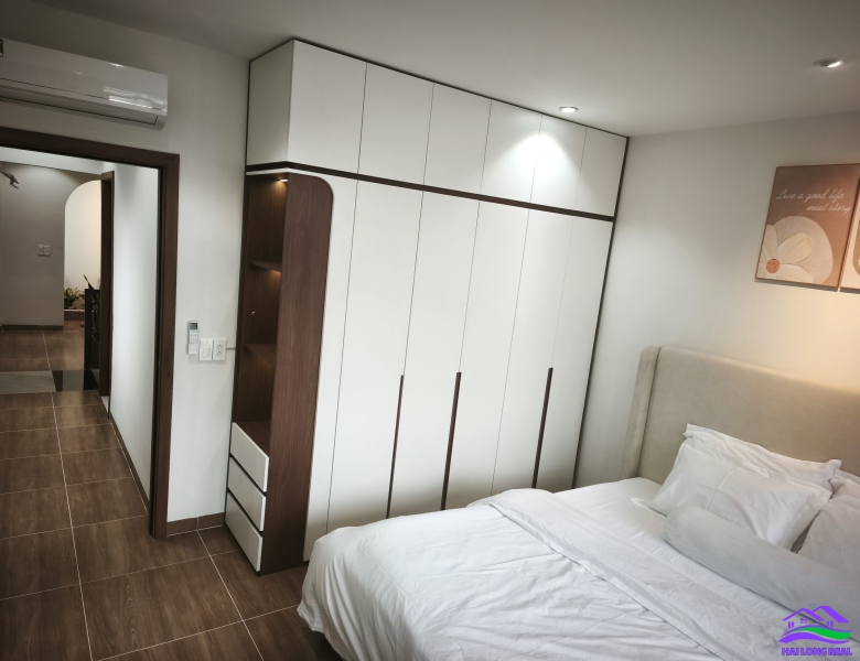 HAILONGREAL: Nhà góc giá: 12ty, DT: 321m2, 15*22m, 1 lầu + 1 quán cfe + 1 Văn Phòng BDS, 798 Nguyễn Bình, Nhà Bè 