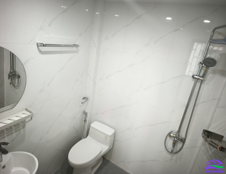 HAILONGREAL: Nhà góc giá: 12ty, DT: 321m2, 15*22m, 1 lầu + 1 quán cfe + 1 Văn Phòng BDS, 798 Nguyễn Bình, Nhà Bè 