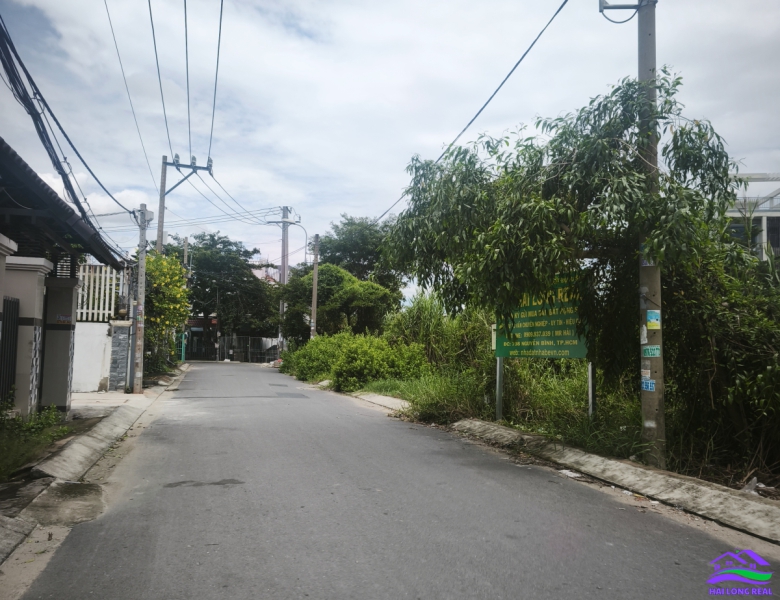 HAI LONG REAL: Đất giá: 35tr/m2, DT: 5*28m, mặt tiền hẽm Thông 1651/ Lê Văn Lương Nhà Bè 