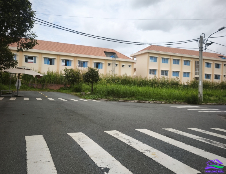 Đất giá: 2,7ty, DT: 5*20m, đường số 10, B1-46, khu SAI GON VILLAGE - Long Hậu 