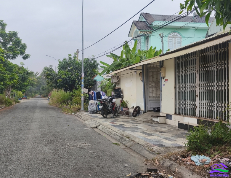 HAILONGREAL: Nhà trọ đường 12m, 526/ Nguyễn Văn Tạo, Giá: 5,5ty, DT::6x25m, xã Long Thới, Nhà Bè 